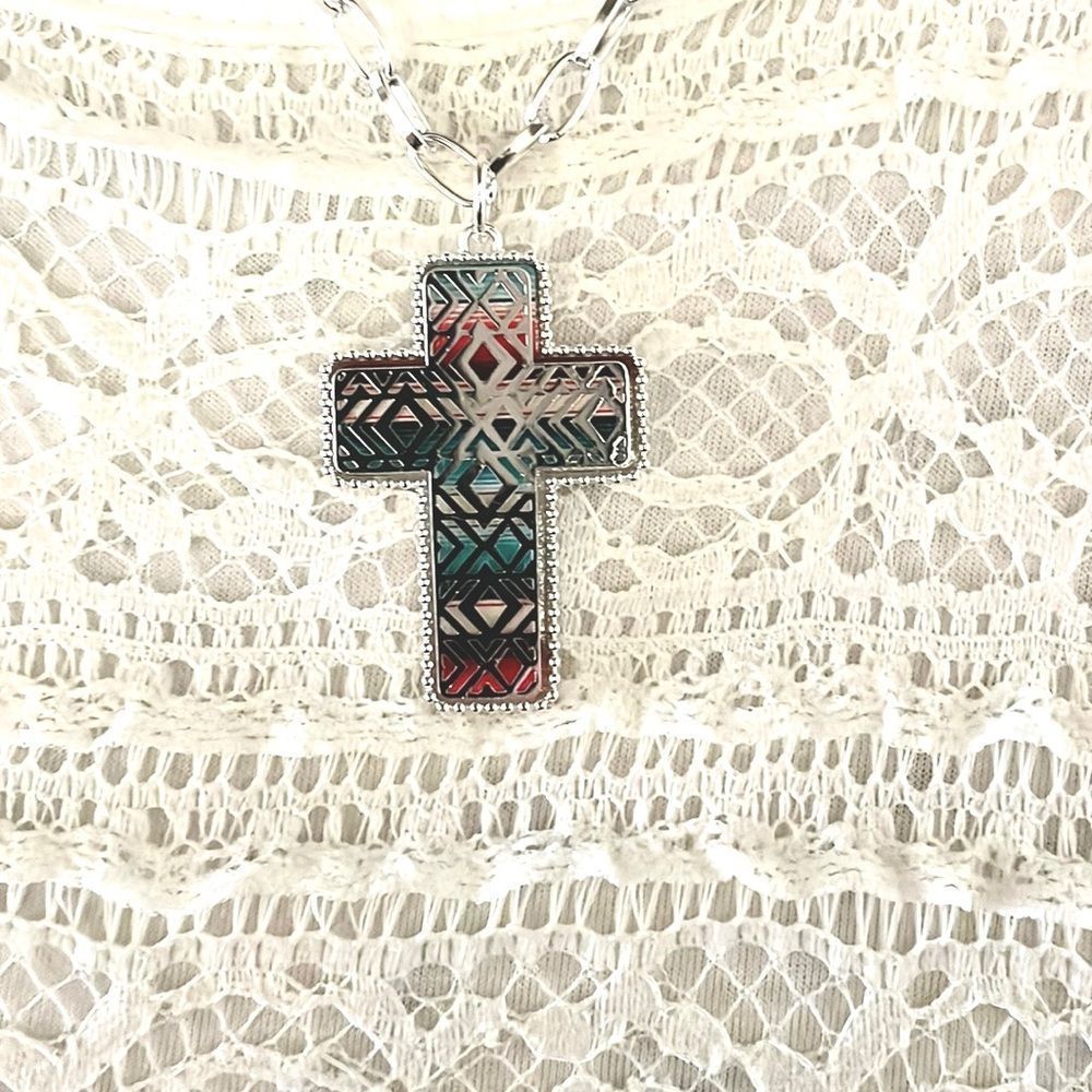 TURQUOISE SERAPE Dakota Cross Silvertone Necklace - Picture 4 of 4